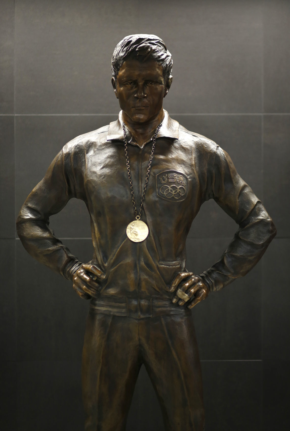 101315mp-Dan-Gable-statue-1